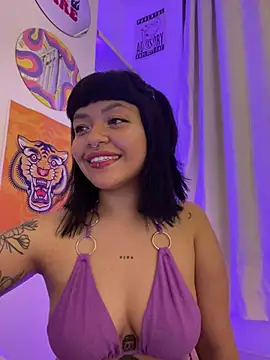 Snapshot of Ashley_Chriss chatting on 03/09/25, 05:55 Ashley Chriss online show from 03/09/25, 05:55