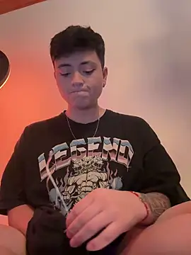 Snapshot of Ashley_Chriss chatting on 01/23/25, 03:05 Ashley Chriss online show from 01/23/25, 03:05