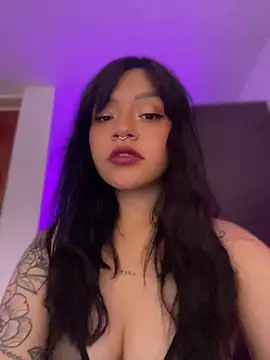 Ashley Chriss online show from 06/17/26, 05:40