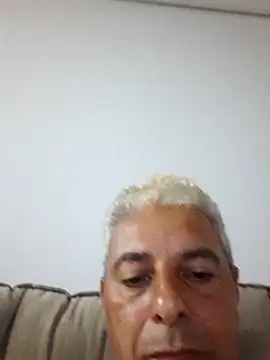 Snapshot of gordonunes chatting on 06/16/26, 11:38 gordonunes online show from 06/16/26, 11:38