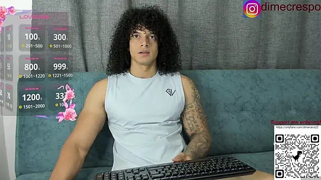 Snapshot of curly_muscle chatting on 10/03/25, 05:36 curly muscle online show from 10/03/25, 05:36