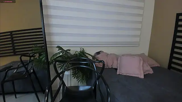 Catyloves online show from 02/12/26, 10:09