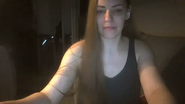Snapshot of AnnaDiamond1 chatting on 10/07/25, 09:38 AnnaDiamond1 online show from 10/07/25, 09:38