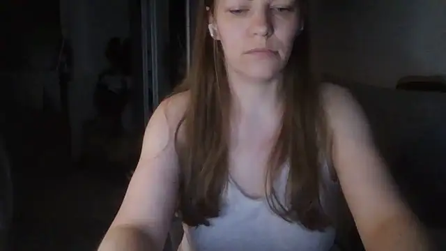 Snapshot of AnnaDiamond1 chatting on 06/20/26, 09:42 AnnaDiamond1 online show from 06/20/26, 09:42
