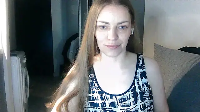 Snapshot of AnnaDiamond1 chatting on 07/12/26, 08:53 AnnaDiamond1 online show from 07/12/26, 08:53