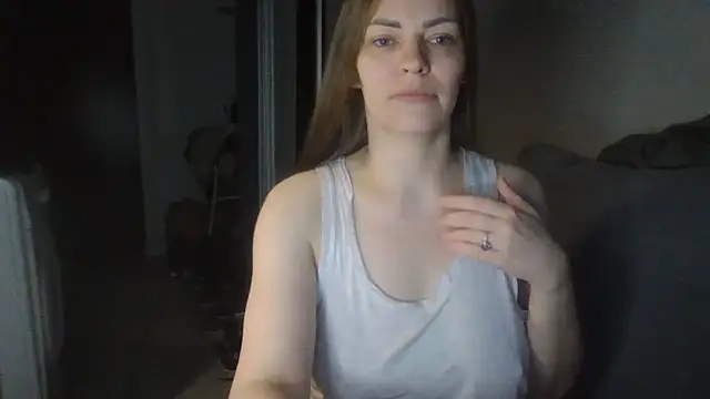 Snapshot of AnnaDiamond1 chatting on 06/08/26, 01:22 AnnaDiamond1 online show from 06/08/26, 01:22