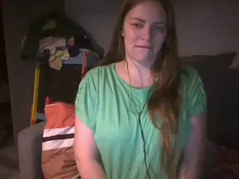 Snapshot of AnnaDiamond1 chatting on 01/20/25, 10:15 AnnaDiamond1 online show from 01/20/25, 10:15