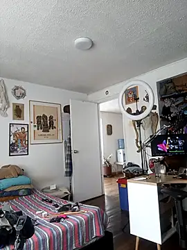 Siriss boyrag online show from 02/25/26, 01:55