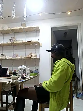 Siriss boyrag online show from 06/05/26, 12:48