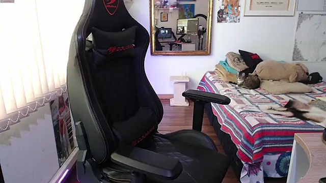 Siriss boyrag online show from 11/06/25, 04:22