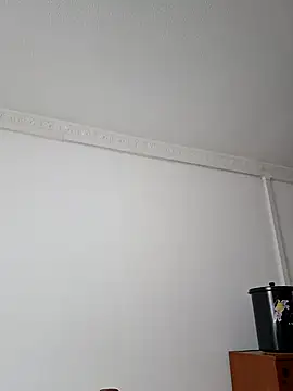 Siriss boyrag online show from 10/25/25, 11:42