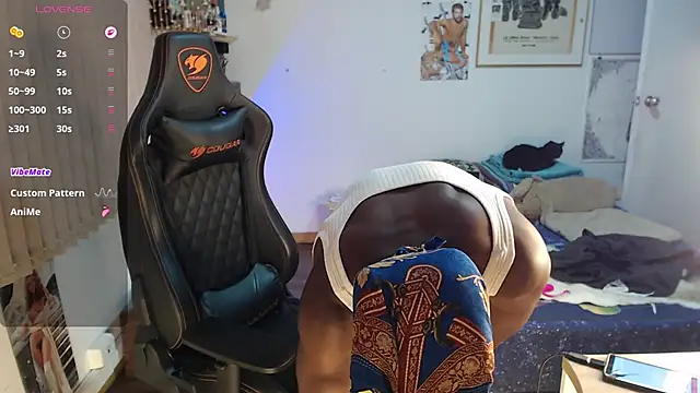 Siriss boyrag online show from 12/14/25, 11:54