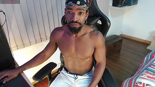 Siriss boyrag online show from 12/22/25, 01:28