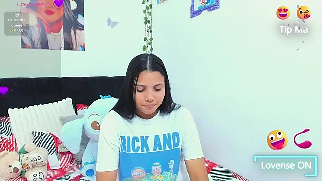 sara mendez2 online show from 11/30/25, 11:27