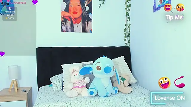 sara mendez2 online show from 11/26/25, 11:16