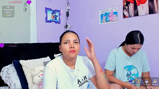 sara mendez2 online show from 11/11/25, 11:09