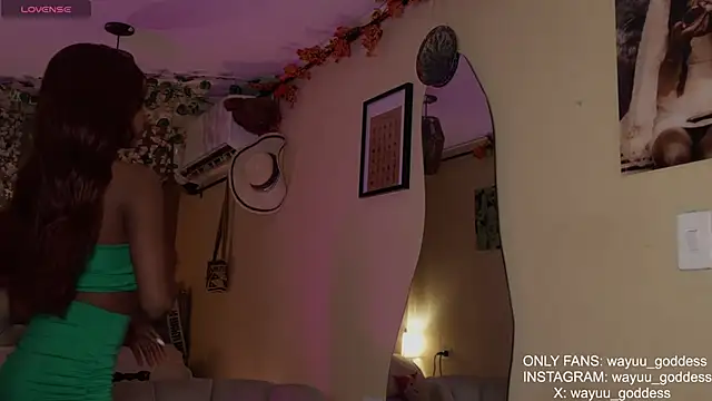 wayuu-goddess online show from 11/13/25, 10:41