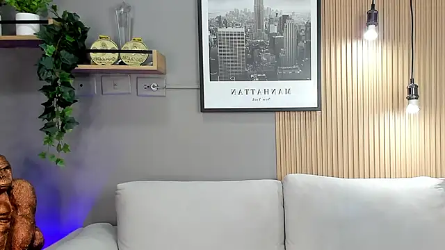 ApoloMakris online show from 10/24/25, 08:08