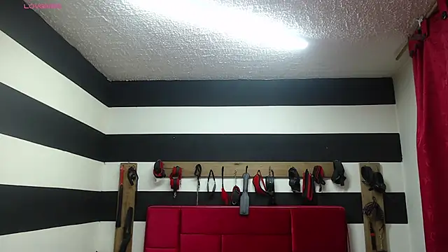 Marian Ran online show from 10/25/25, 04:33