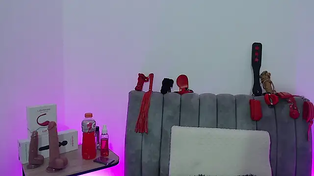 Marian Ran online show from 11/24/25, 03:17