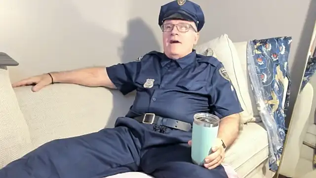 dantes lion online show from 11/01/25, 06:19