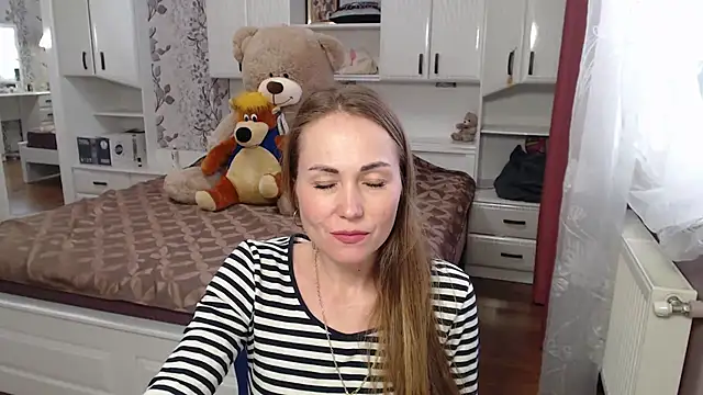 69SexySecret69 online show from 03/10/25, 07:44