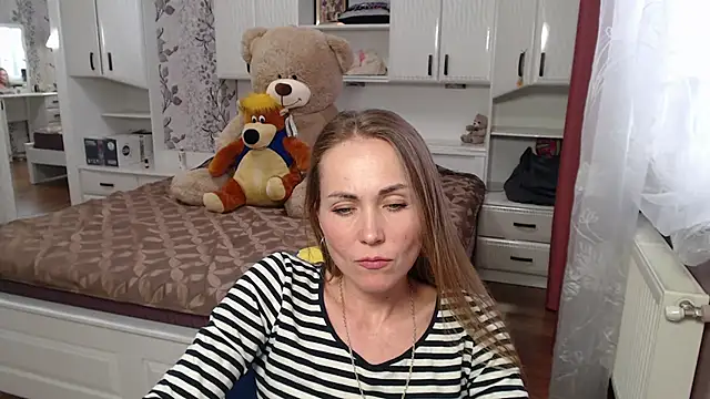 69SexySecret69 online show from 03/10/25, 11:01