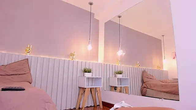 Aida moreno online show from 03/21/25, 02:18