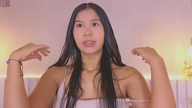 Aida moreno online show from 11/17/25, 11:58