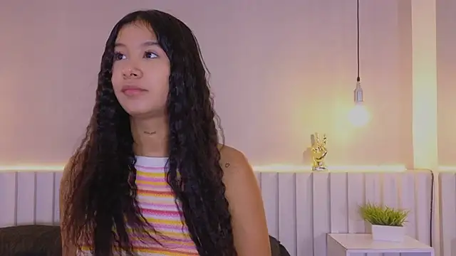 Aida moreno online show from 10/31/25, 12:13