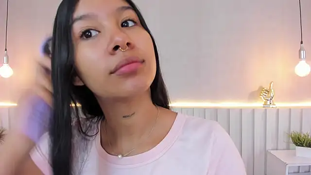 Aida moreno online show from 03/17/25, 10:49