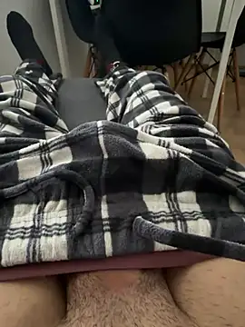 Snapshot of XMenX24 chatting on 01/05/25, 01:26 XMenX24 online show from 01/05/25, 01:26