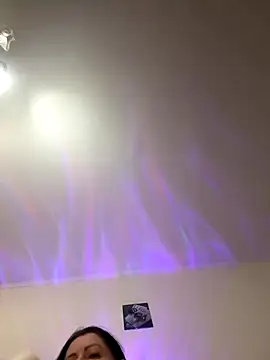 Evelinia online show from 12/19/25, 04:09