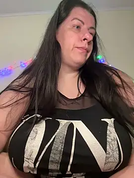 Evelinia online show from 04/03/26, 03:18