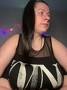 Evelinia online show from 04/08/26, 03:13