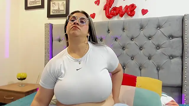 Snapshot of Melinda_bob chatting on 03/19/25, 12:45 Melinda bob online show from 03/19/25, 12:45