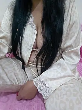 Liyan- online show from 10/13/25, 03:35