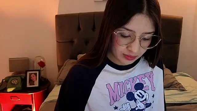 Emma Lombardi online show from 10/18/25, 11:56
