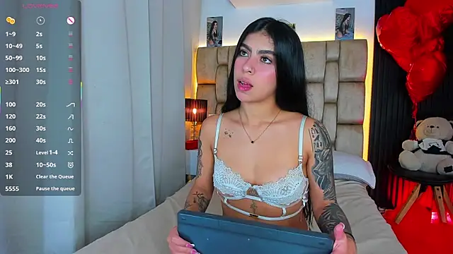 little sophie18 online show from 02/17/26, 08:06