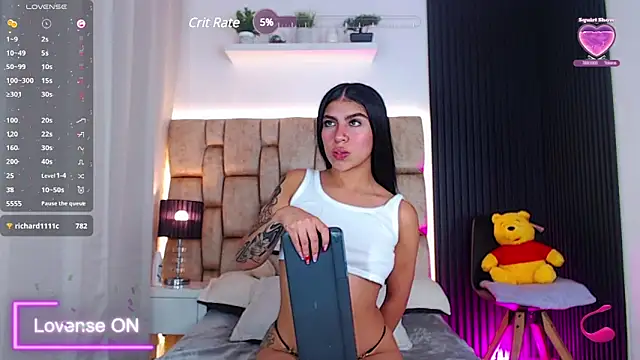 Snapshot of little_sophie18 chatting on 02/26/25, 10:26 little sophie18 online show from 02/26/25, 10:26