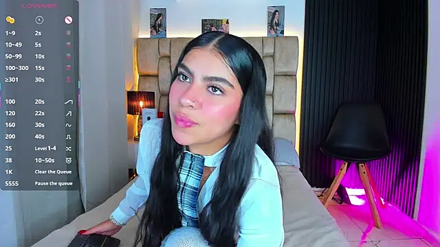 little sophie18 online show from 01/31/26, 07:23