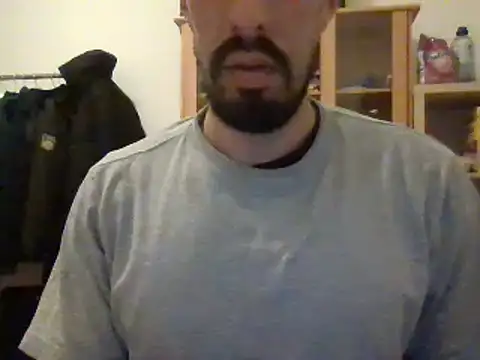 Snapshot of SpiderPaisa chatting on 01/12/25, 07:31 SpiderPaisa online show from 01/12/25, 07:31