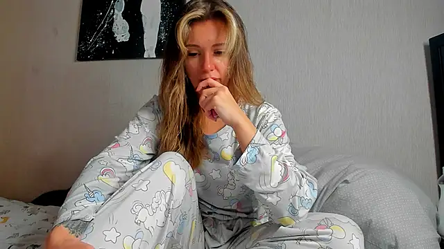 foxy blond online show from 01/06/26, 12:14