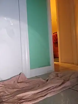 Snapshot of jorwee chatting on 01/27/25, 11:22 jorwee online show from 01/27/25, 11:22