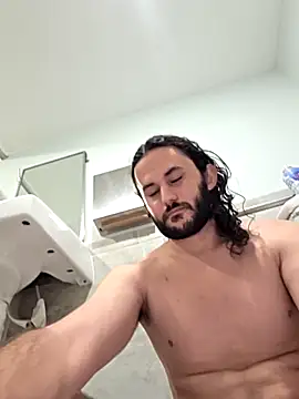 Snapshot of jorwee chatting on 10/24/25, 06:45 jorwee online show from 10/24/25, 06:45