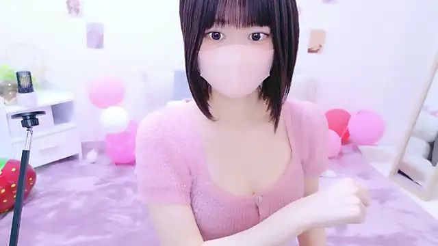 Im Yu-na online show from 04/12/26, 12:14