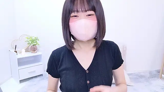 Snapshot of Im_Yu-na chatting on 03/17/25, 01:39 Im Yu-na online show from 03/17/25, 01:39