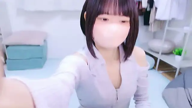 Snapshot of Im_Yu-na chatting on 06/21/26, 06:52 Im Yu-na online show from 06/21/26, 06:52