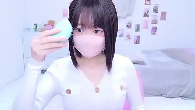 Snapshot of Im_Yu-na chatting on 09/19/25, 09:08 Im Yu-na online show from 09/19/25, 09:08