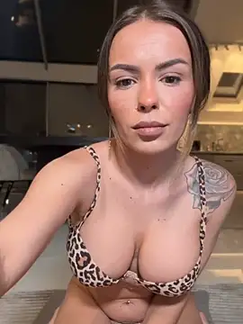 HotBella- online show from 02/06/26, 07:43